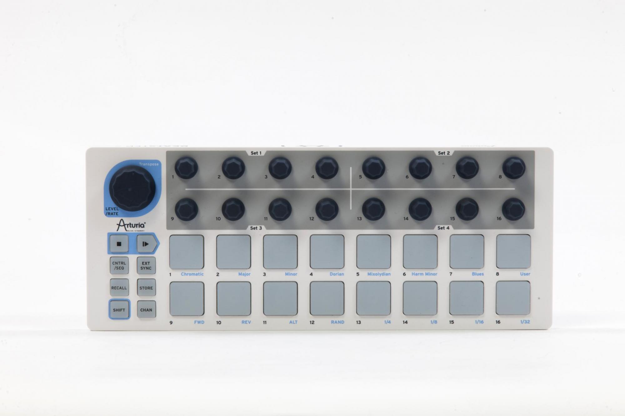 Arturia BeatStep Sequencer & Midi Controller gallery 1
