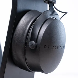 Beyerdynamic DT700/900 Pro Series gallery 1