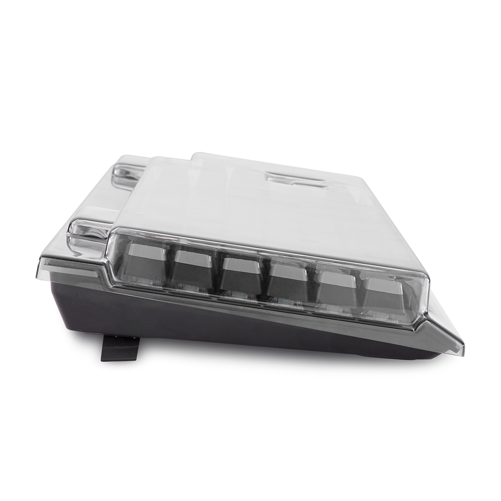 Decksaver GE K95 RGB PLATINUM XT Cover gallery 5