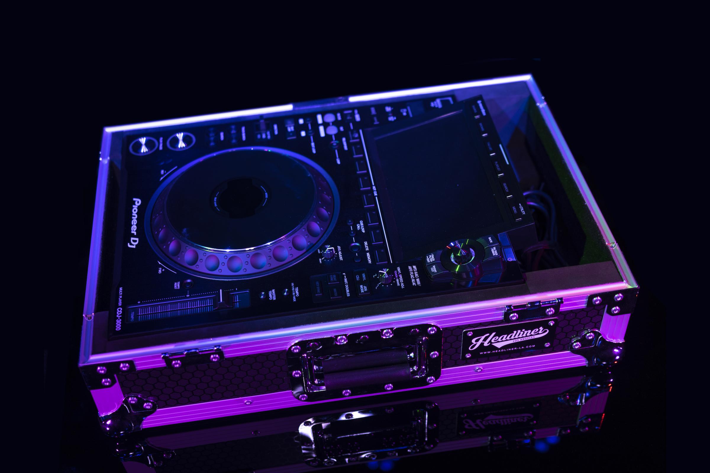 CDJ/DJM Flight Case gallery 5