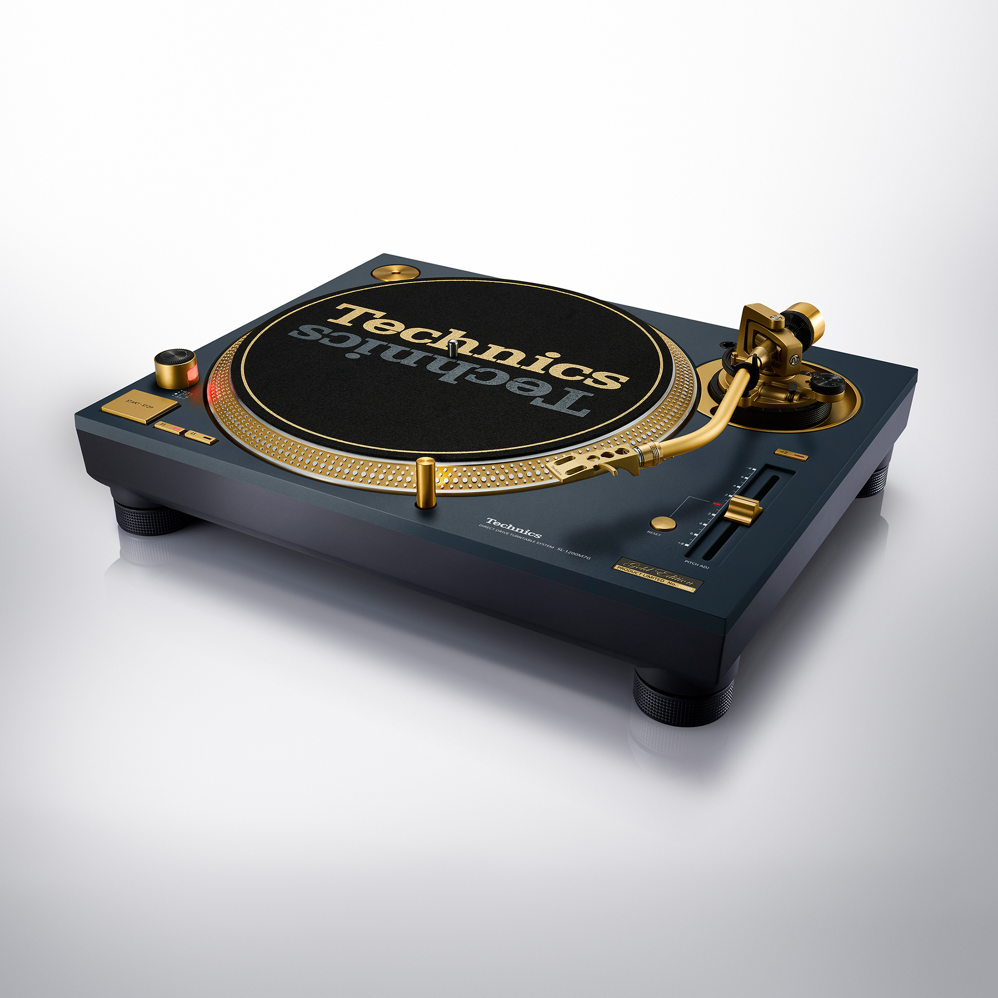 Technics SL-1200M7G 55th Anniversary Limited Edition - Blue gallery 1