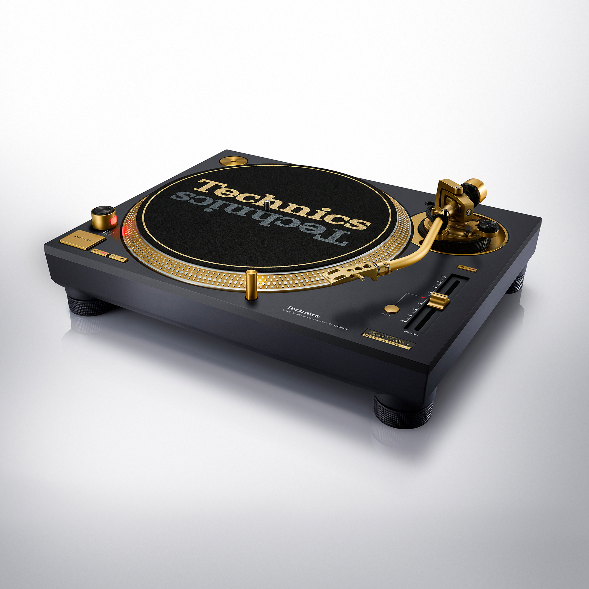 Technics SL-1200M7G 55th Anniversary Limited Edition - Black gallery 1
