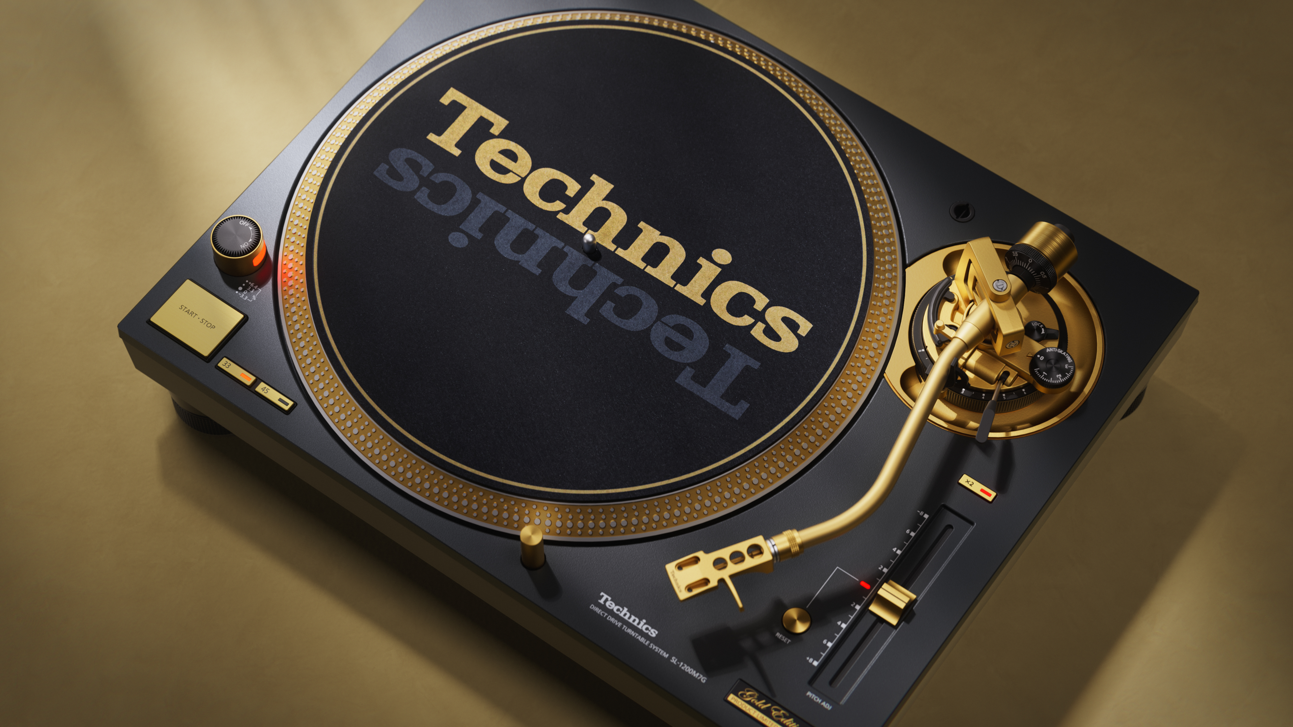 Technics SL-1200M7G 55th Anniversary Limited Edition - Black gallery 2