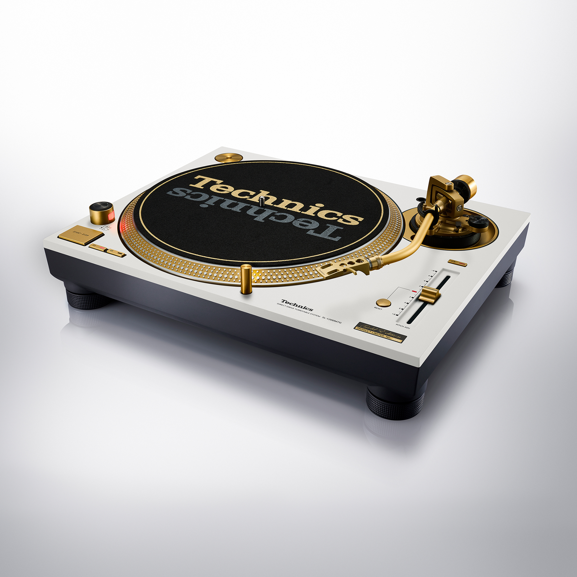 Technics SL-1200M7G 55th Anniversary Limited Edition - White gallery 1